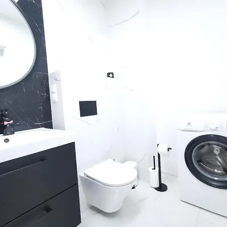 Apartment Plazowa Park *
