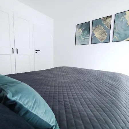 Apartment Plazowa Park *